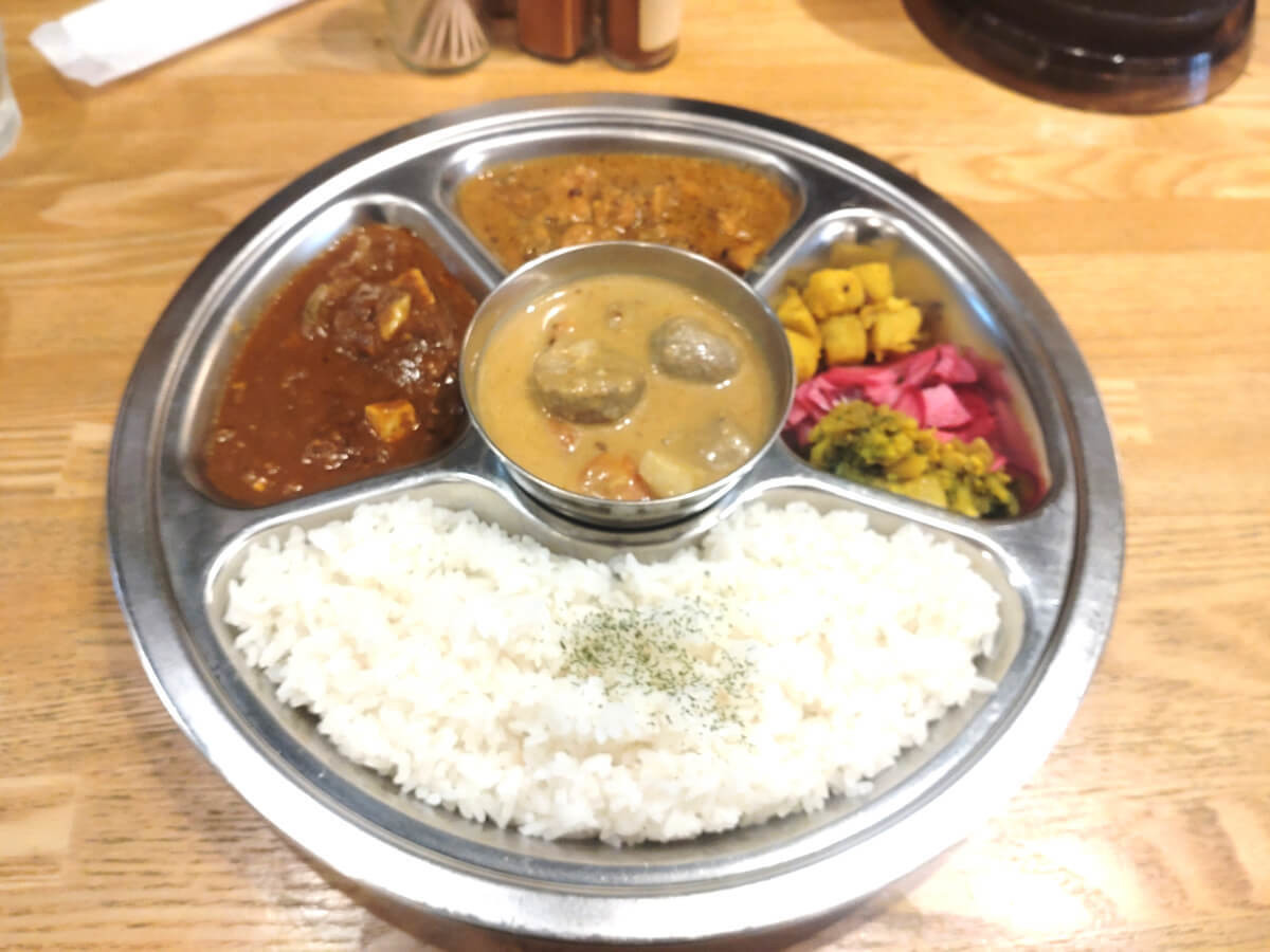 KOSUGI CURRY
