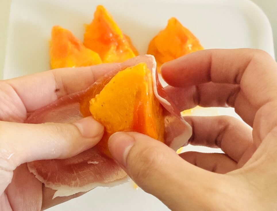 アサヒビール公式「柿の生ハム巻き」のレシピ