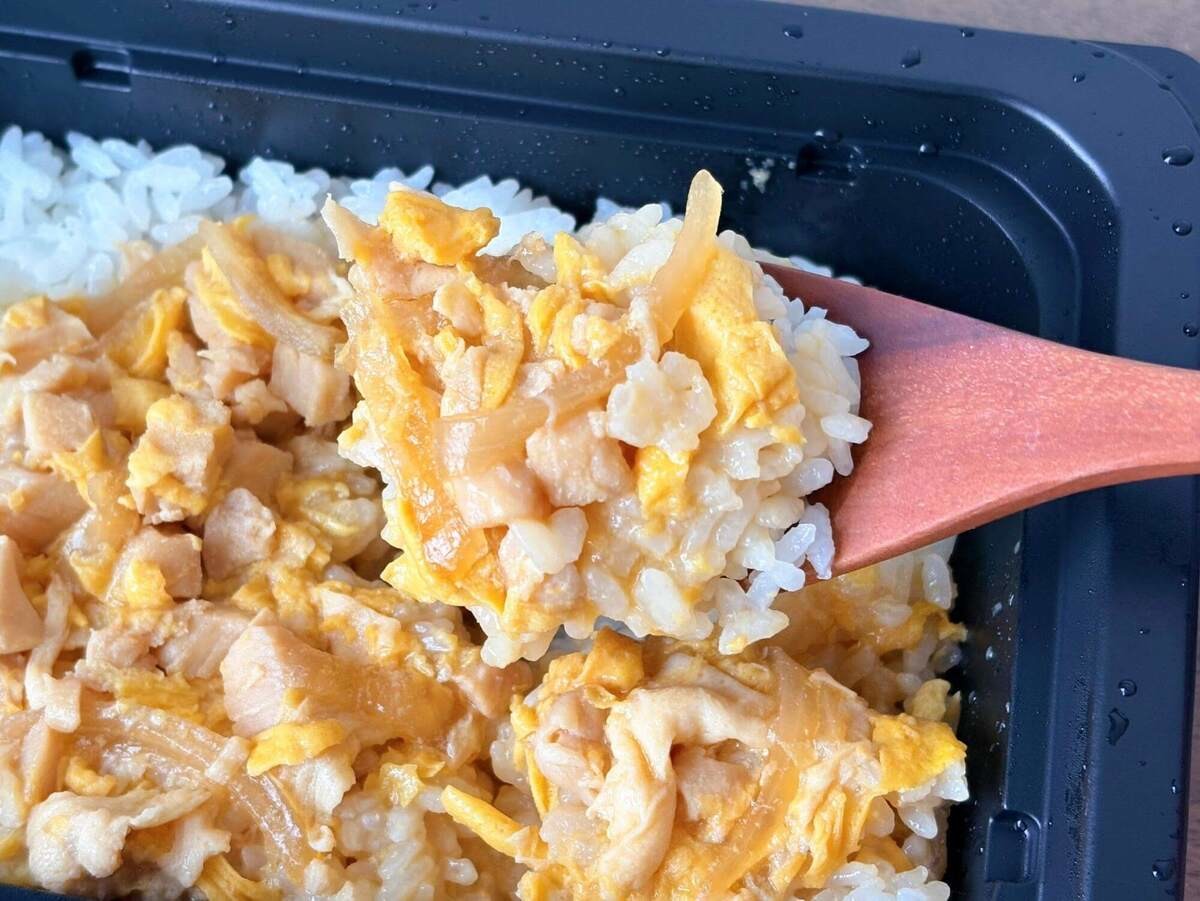 『コスモス』で見つけた、電子レンジで温めるだけで食べられる2品