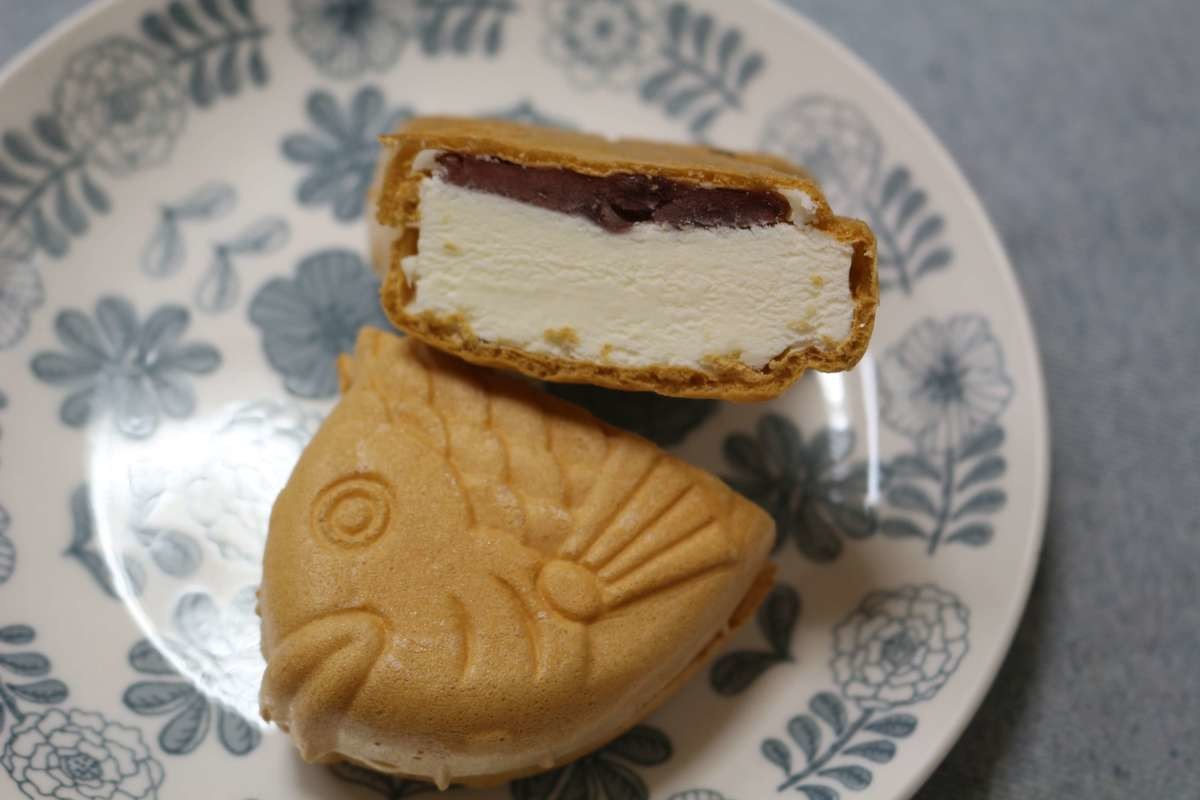 たい焼き最中バニラしっぽまであん
