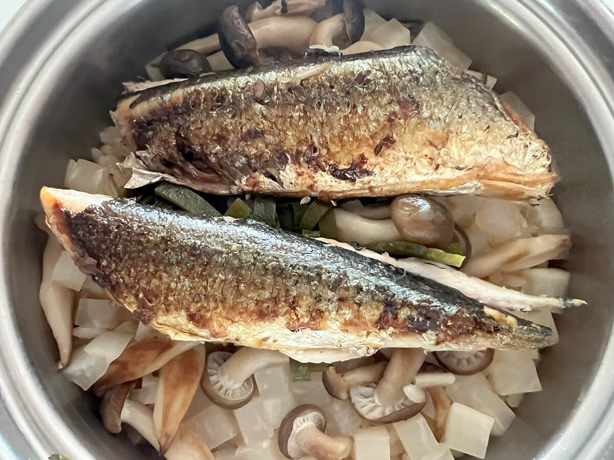 サンマの塩焼き＆炊き込みご飯