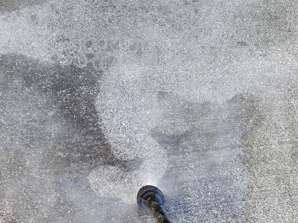 高圧洗浄機「ケルヒャー」