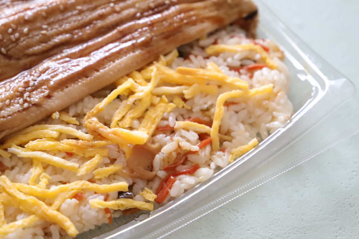 コストコおすすめ「煮穴子ちらし寿司」