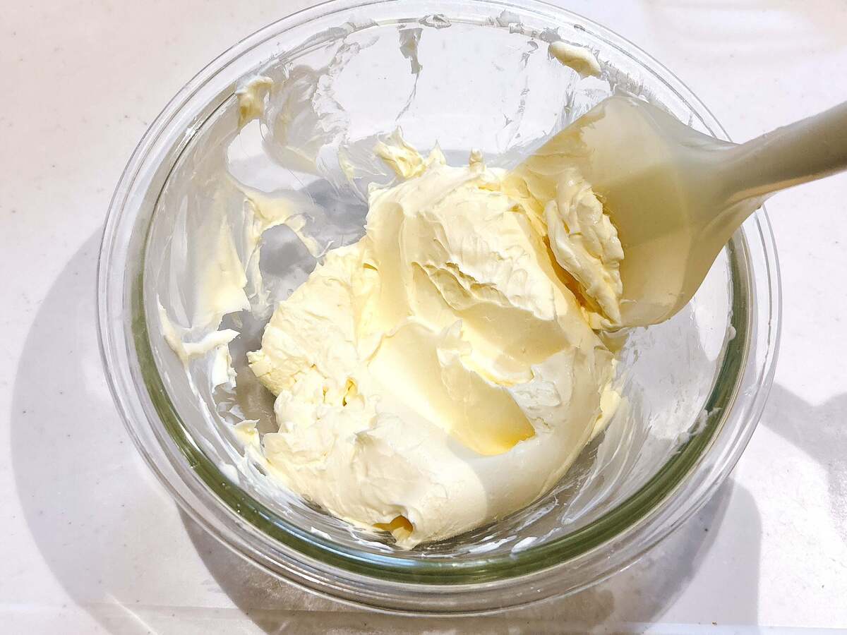 ハウス食品公式「フルーチェで作る！いちごレアチーズケーキ」のレシピ