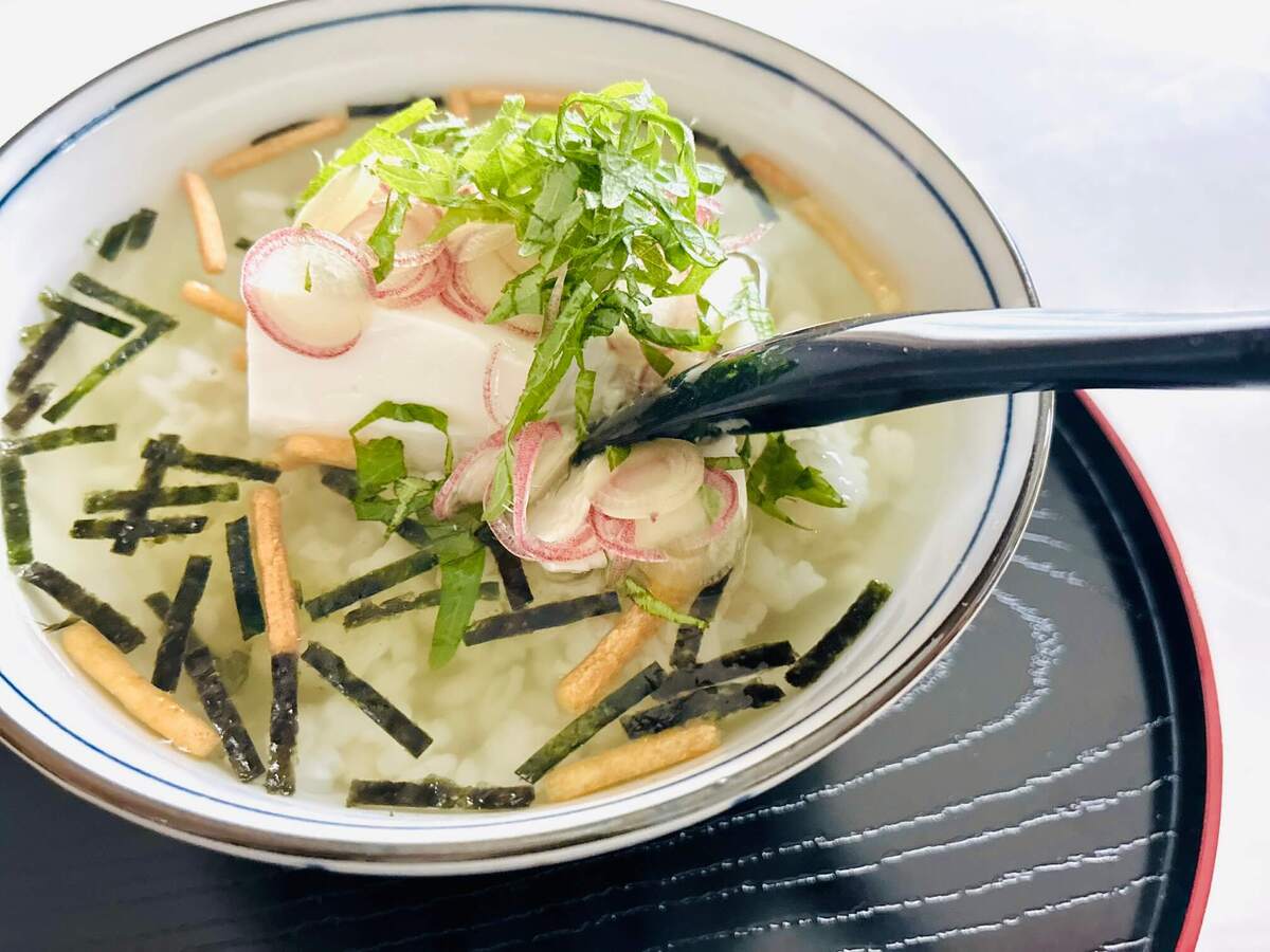 永谷園公式レシピ「冷やっこ茶づけ」