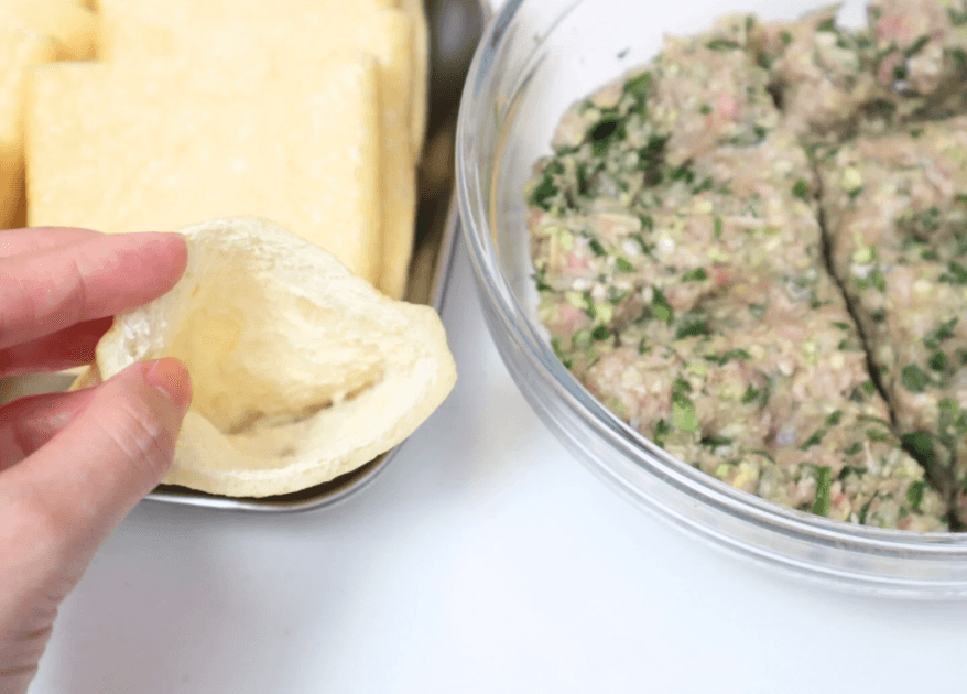 「油揚げジューシー餃子」