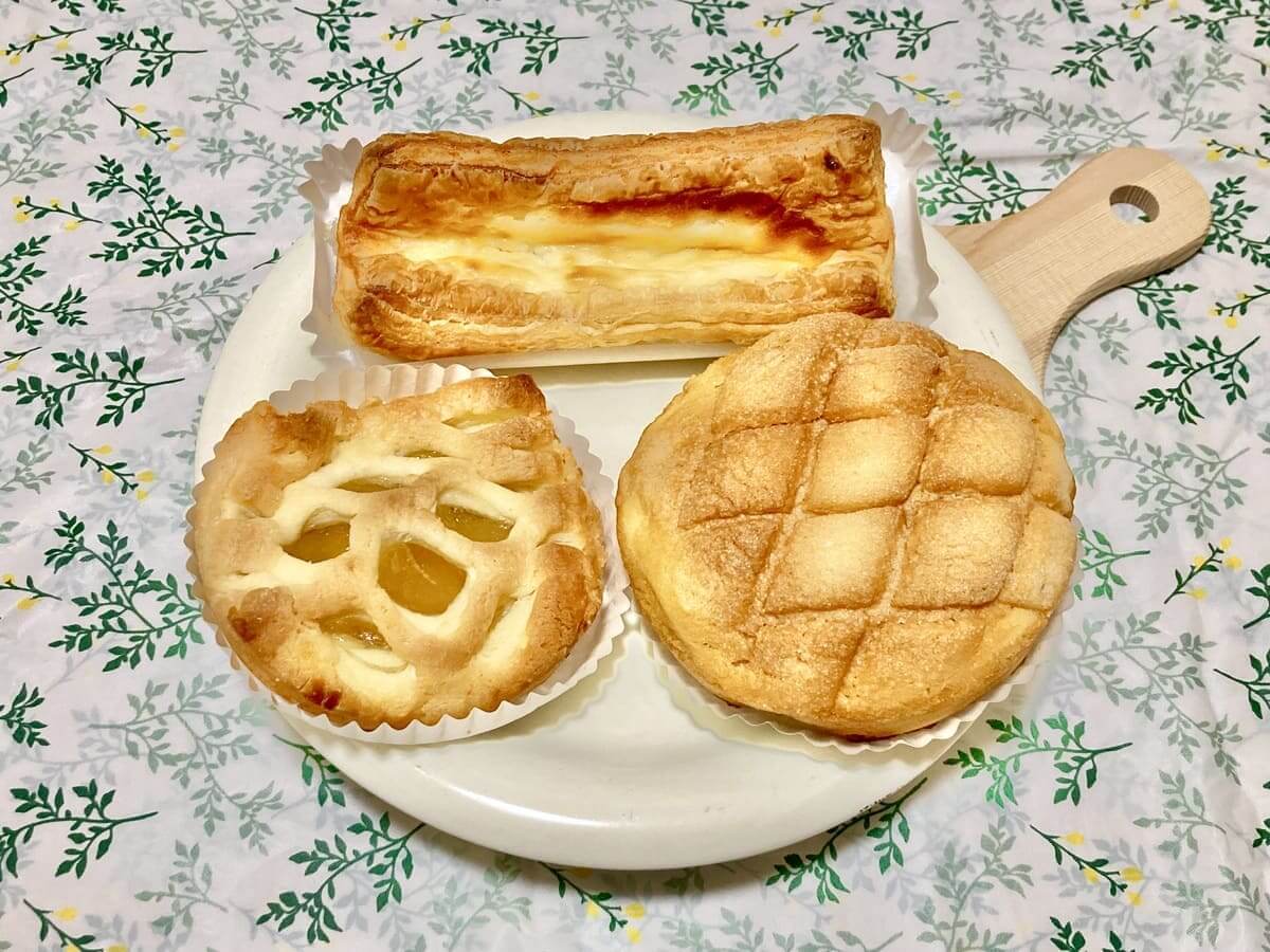 「オモテもウラもおいしいパン」3種