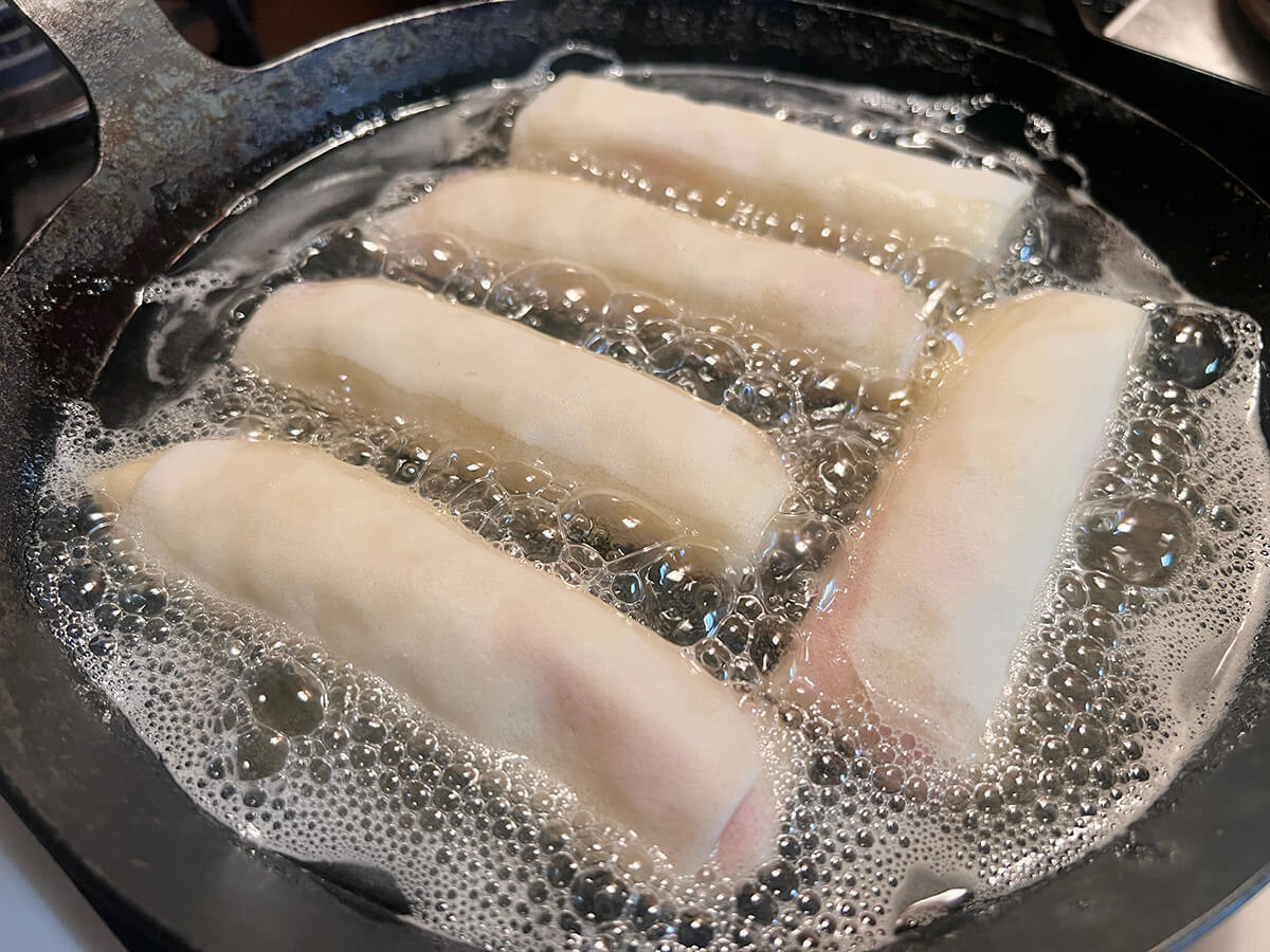 シェフにゃんさん「ベーコンポテト春巻き」のレシピ