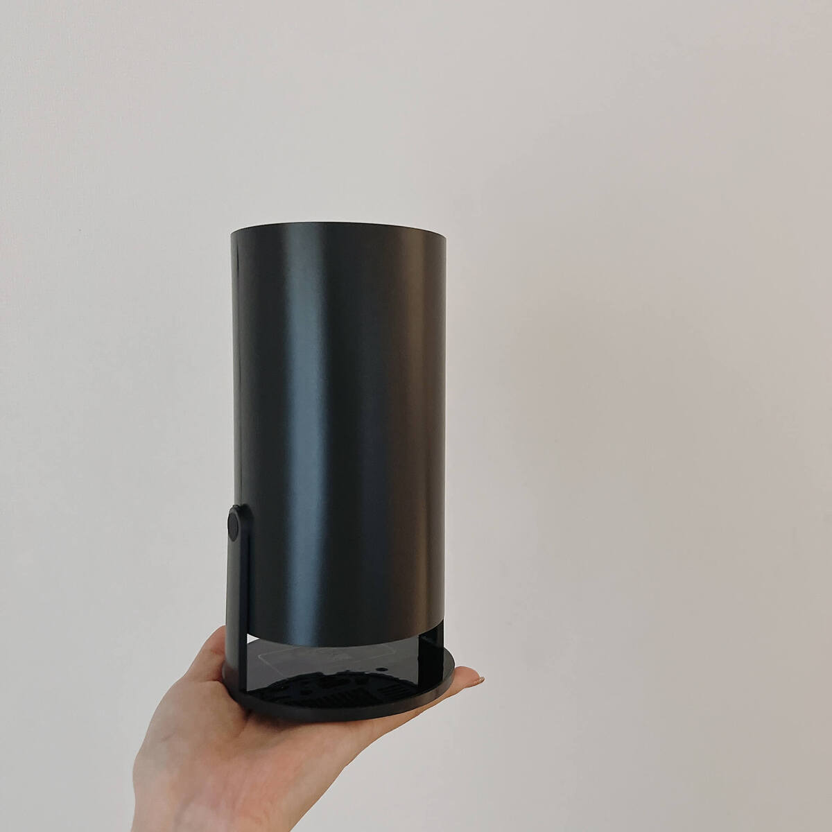 超話題！手のひらサイズのプロジェクター