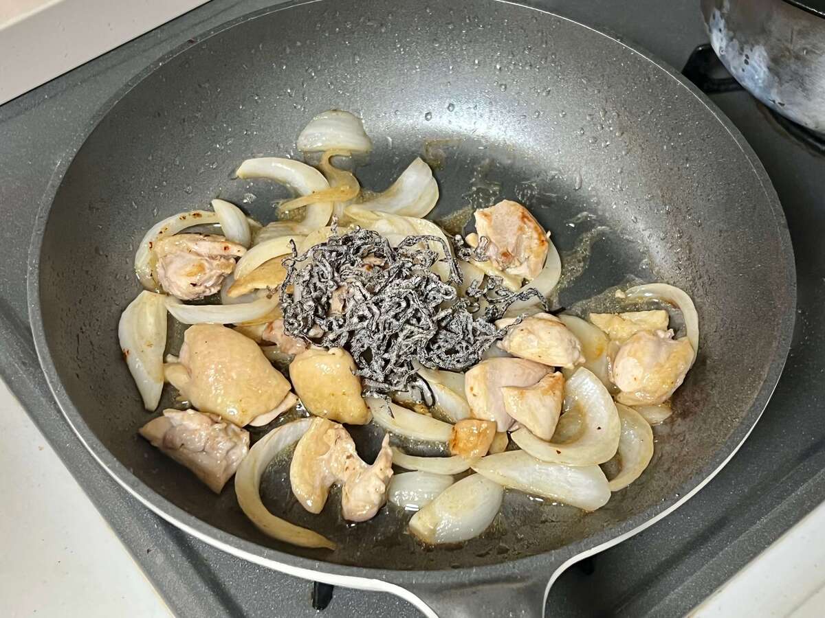 塩こんぶで鶏塩丼