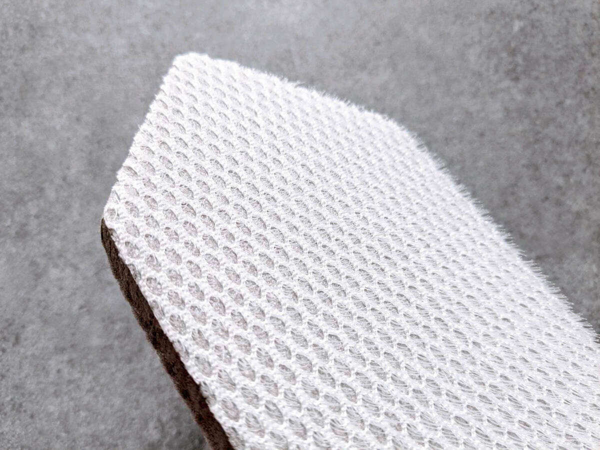 玄関やベランダがピカピカに「ハンディタイルブラシ」