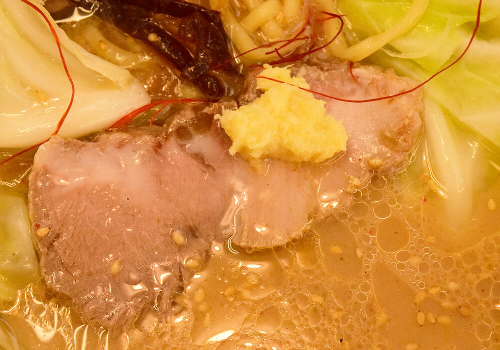 山岡家「濃厚白みそとんこつラーメン」