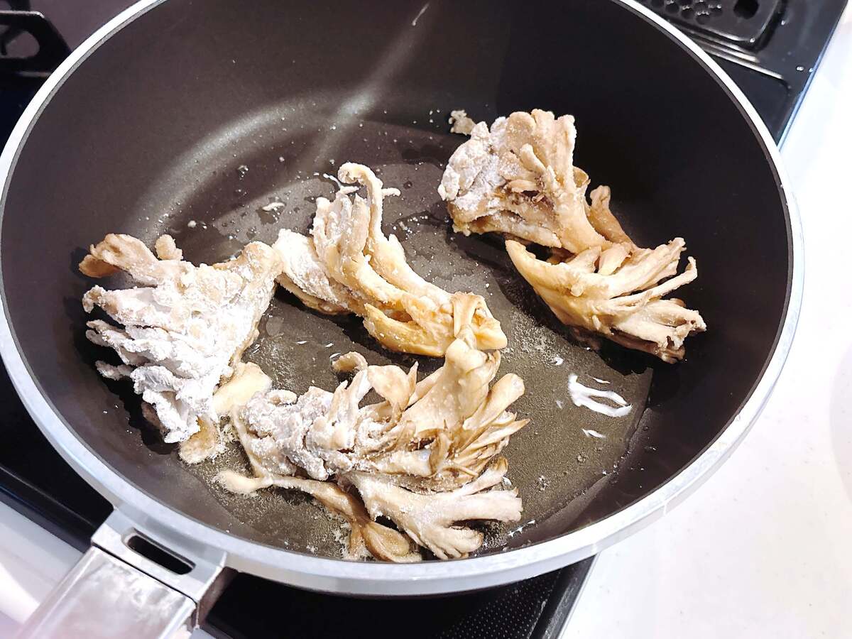 ユキグニファクトリー「まいたけのカリカリ唐揚げ」