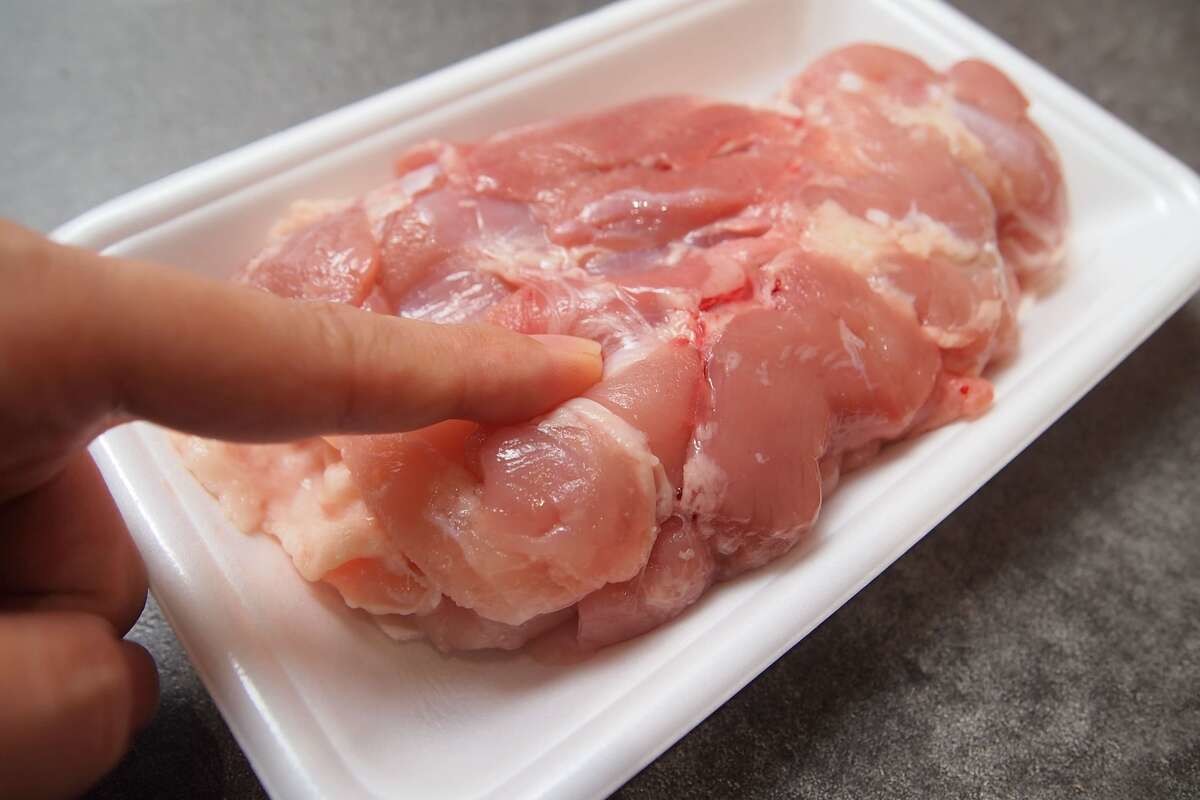 新鮮な鶏肉の見分け方