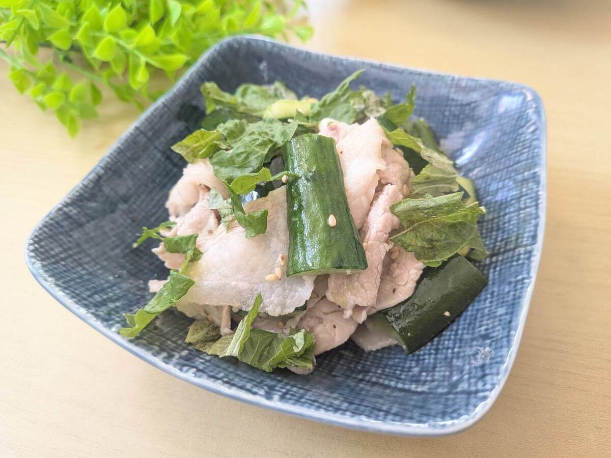 豚しゃぶとたたききゅうりのごま塩あえ
