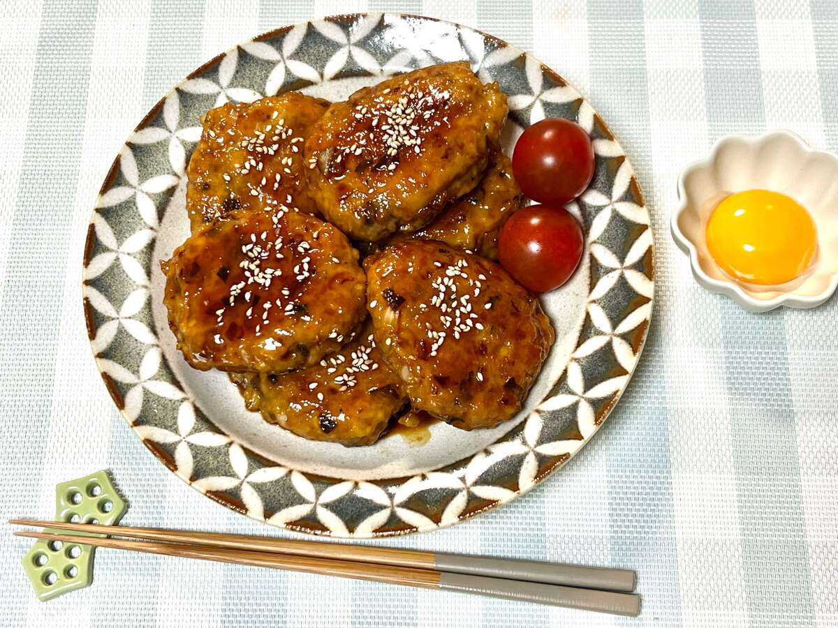 東海漬物公式「こつぶキューちゃん入りつくね」