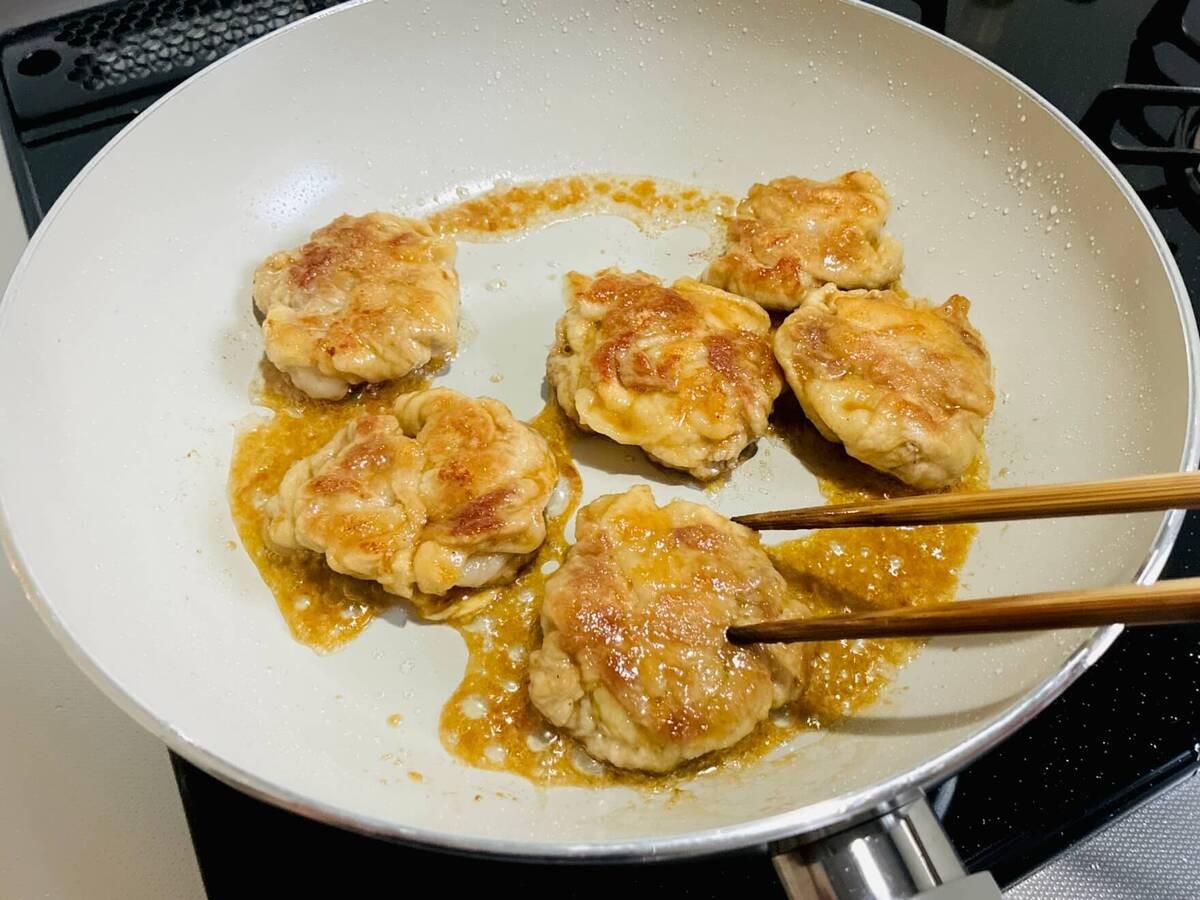 山本ゆりさん「豚こまの照り焼きステーキ風」のレシピ