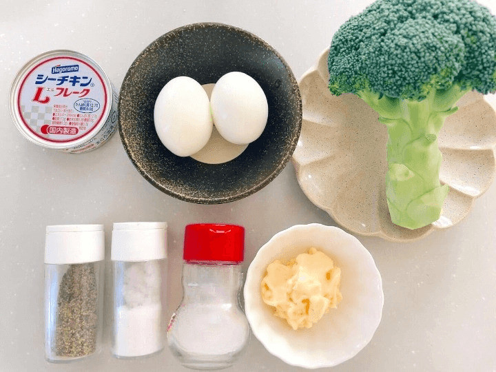 リュウジさん「デパ地下風ブロッコリーと卵のツナマヨサラダ」