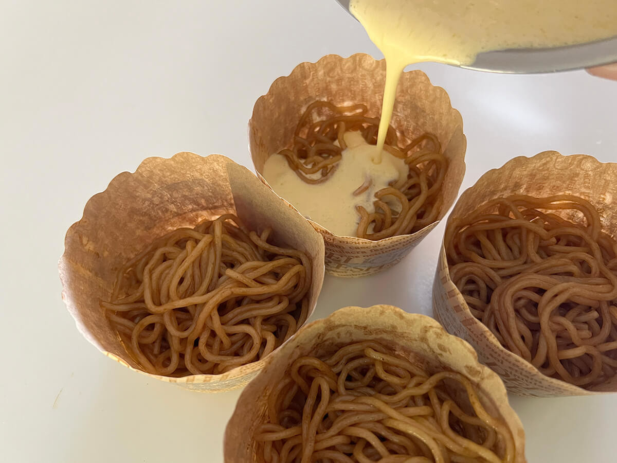 アスパラと焼そばのキッシュ風