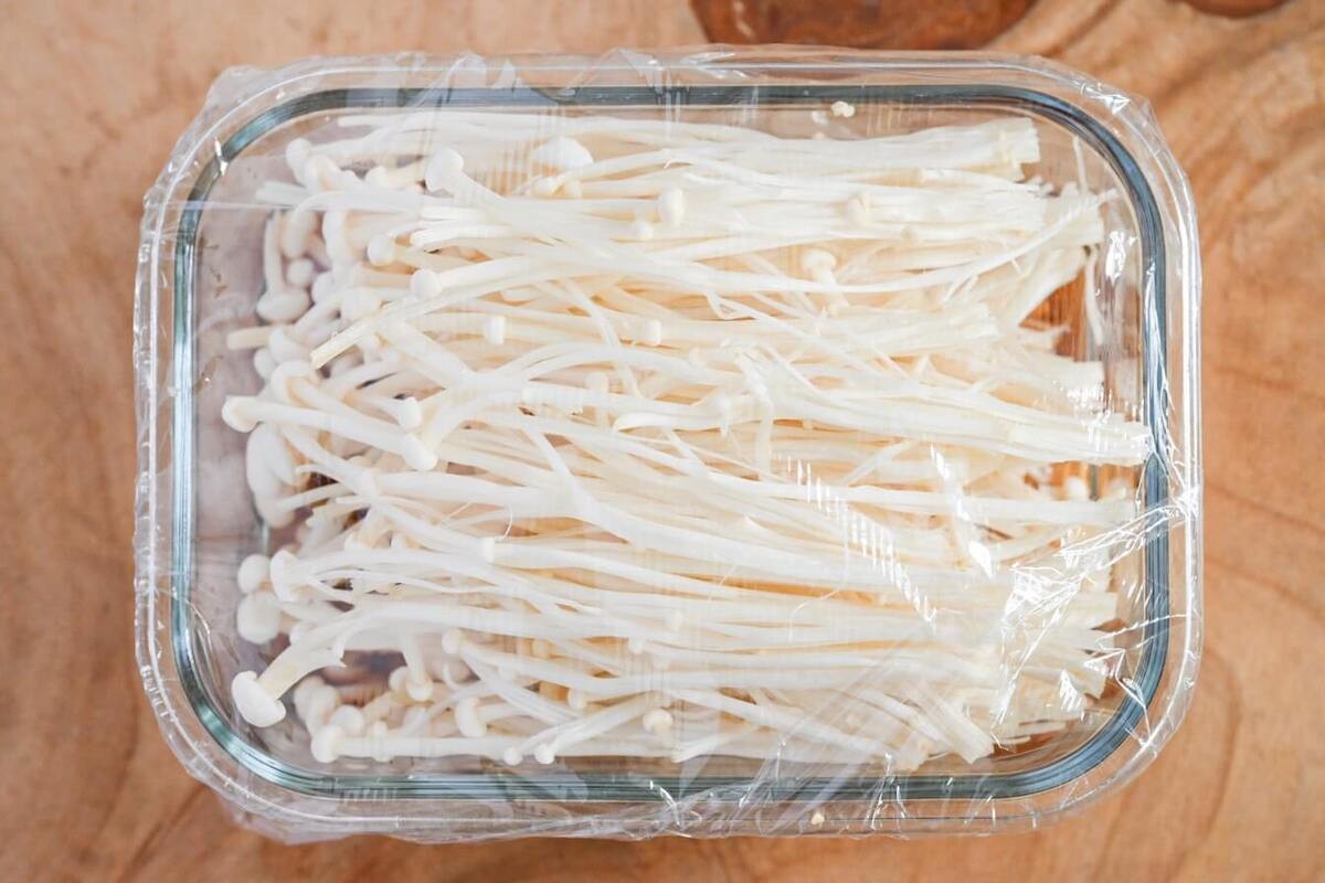 えのきのしょうがめんつゆ漬け