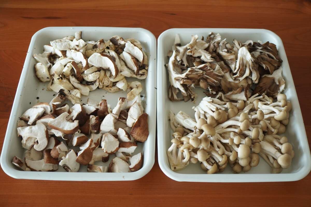 落合シェフ「万能きのこソース」のレシピ