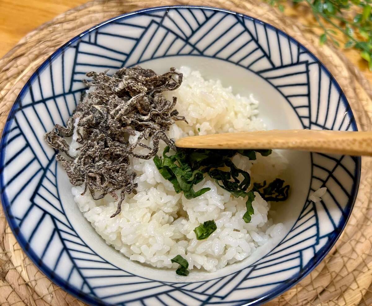 くらこん公式「塩こんぶの青じそごはん」のレシピ