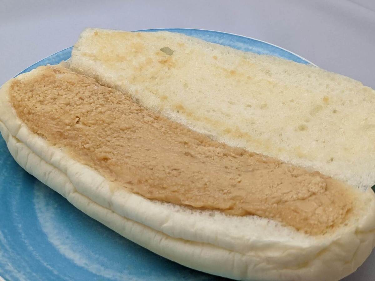 コメダのやわらかシロコッペ