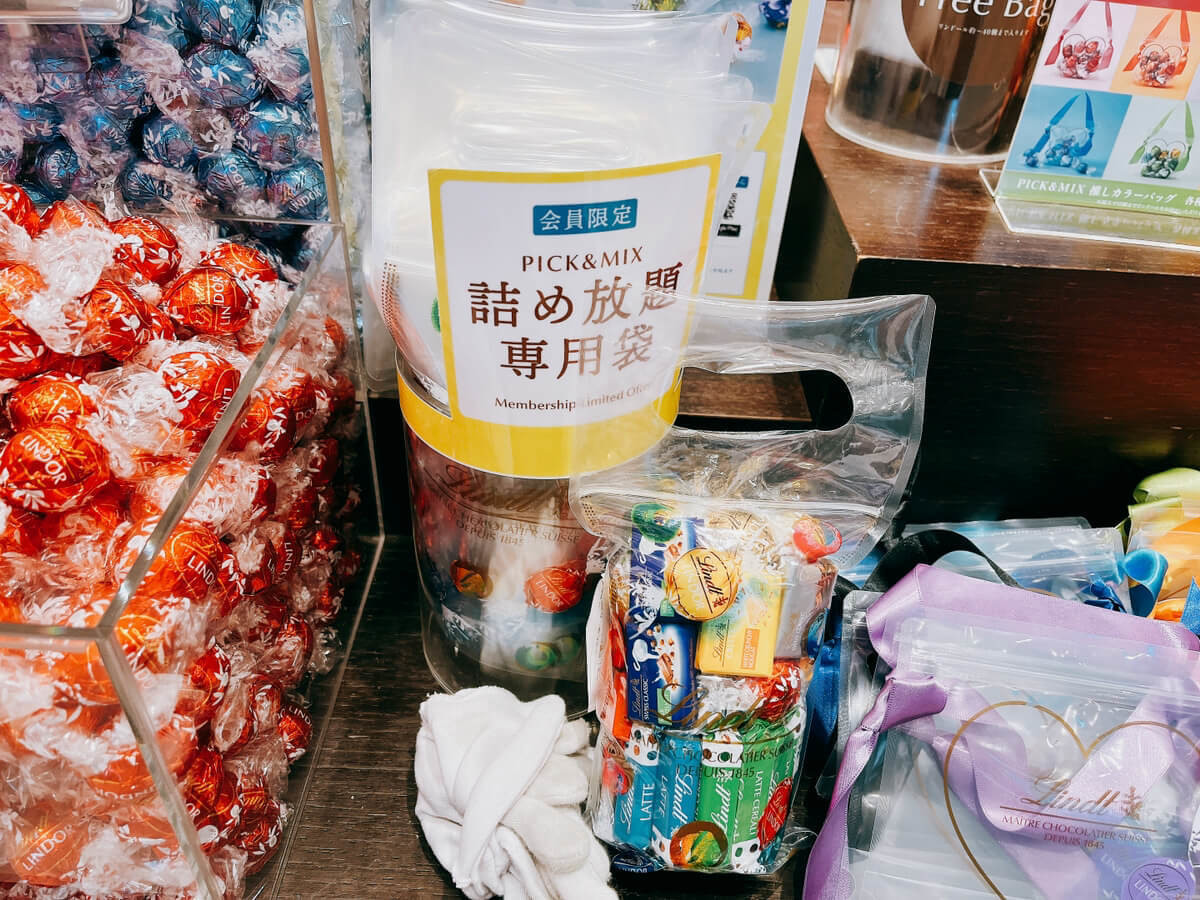 期間限定】夢の高級チョコ“リンツ”詰め放題参戦！ガチ勢「大大大満足