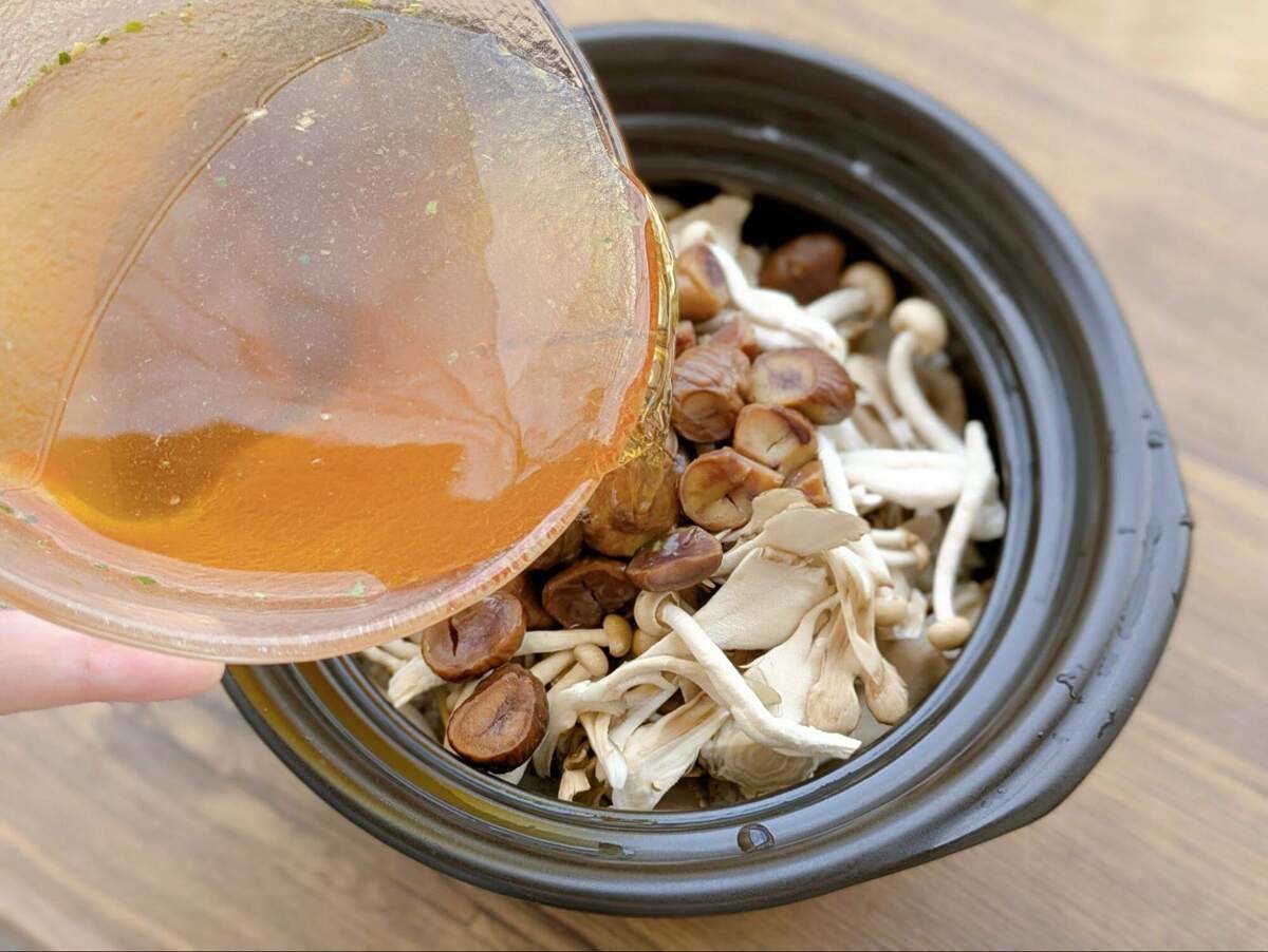 ヒガシマル醤油「甘栗ときのこの炊き込みごはん」