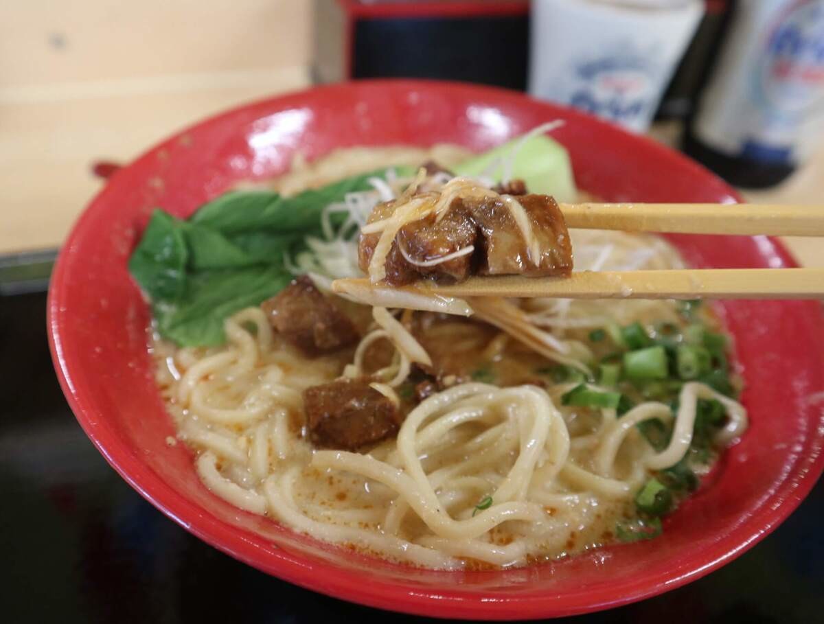 進化系沖縄そば「金月そば」